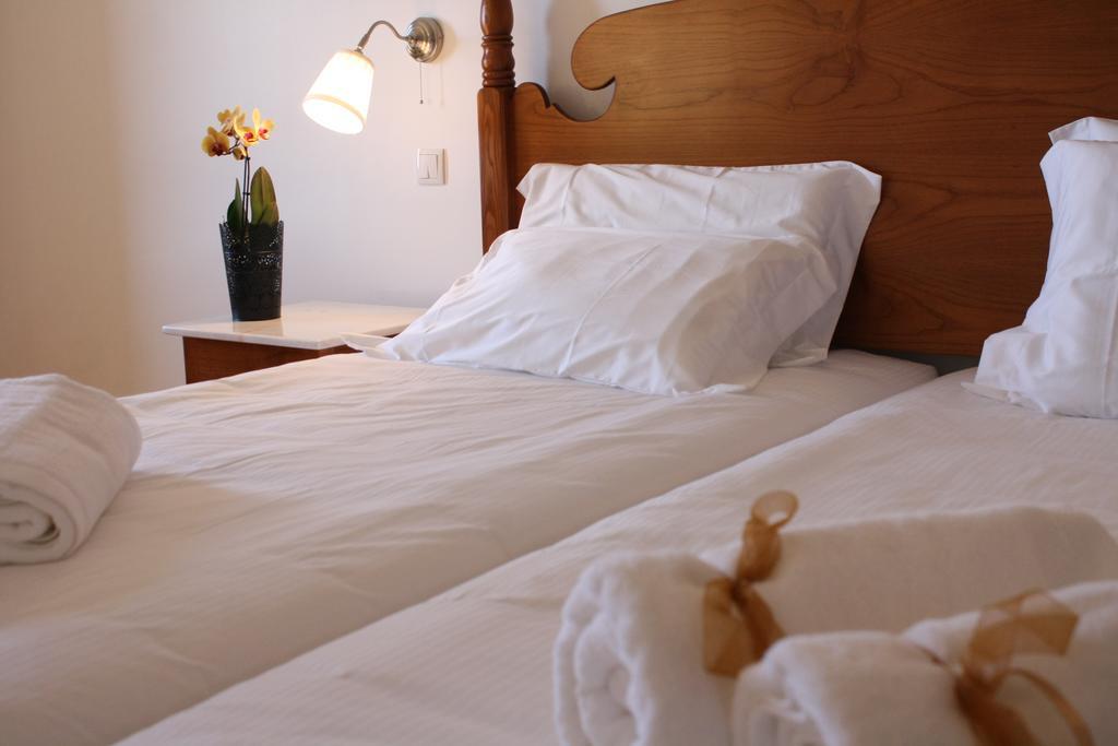 Quinta Pacos Do Lago Campanário Zimmer foto